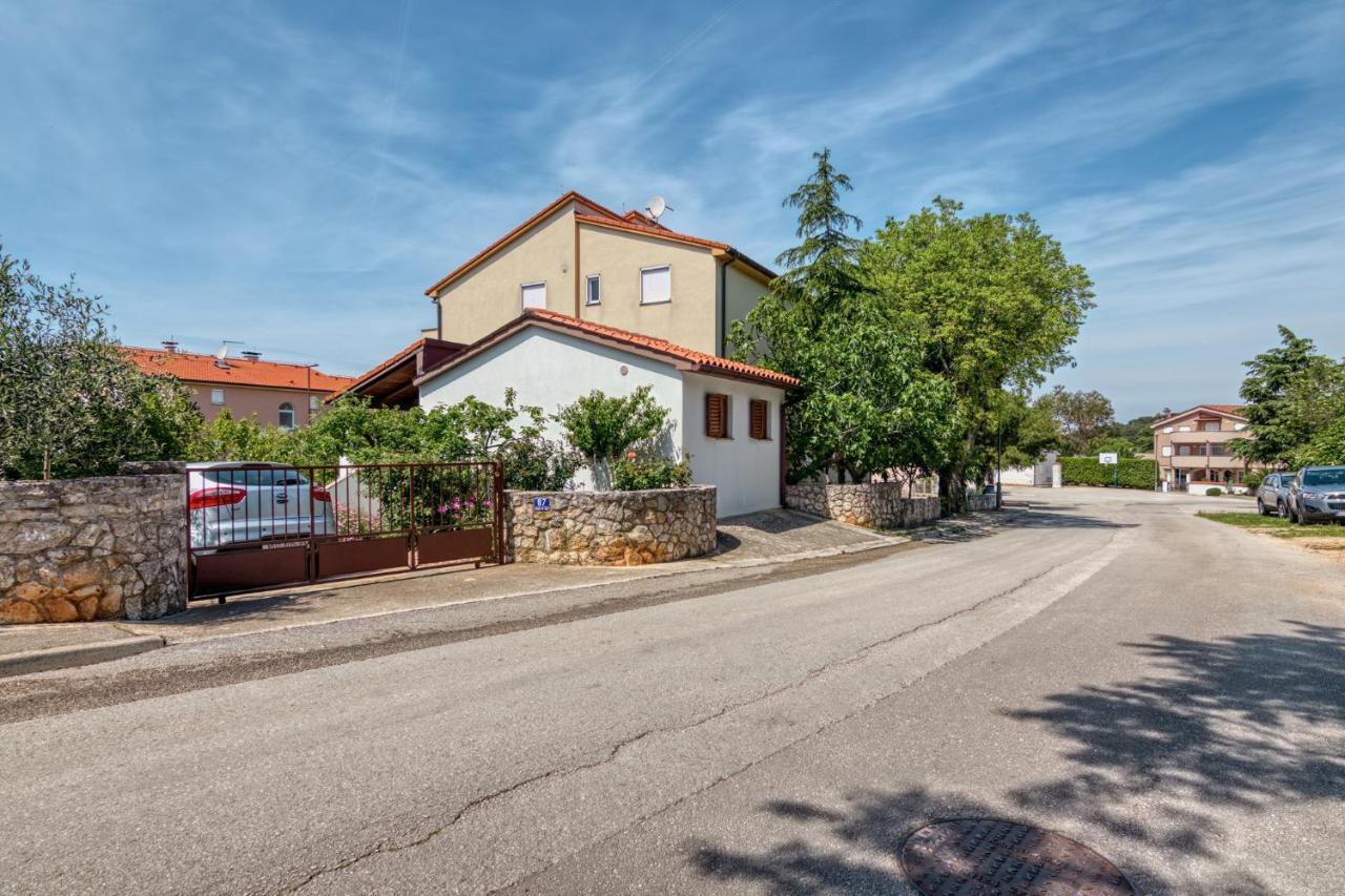 Apartmets Slavica 1644 Banjole Exteriér fotografie