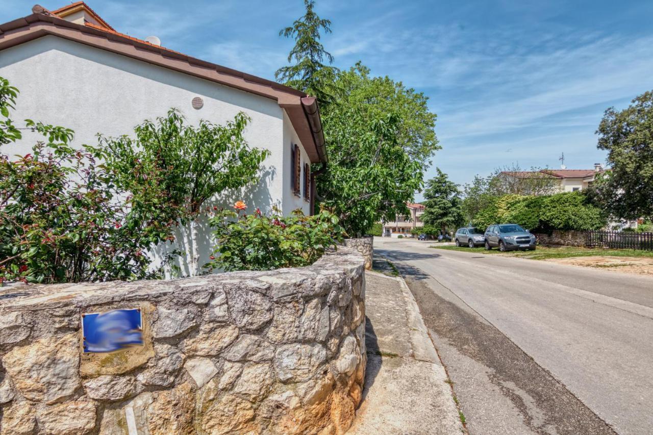 Apartmets Slavica 1644 Banjole Exteriér fotografie