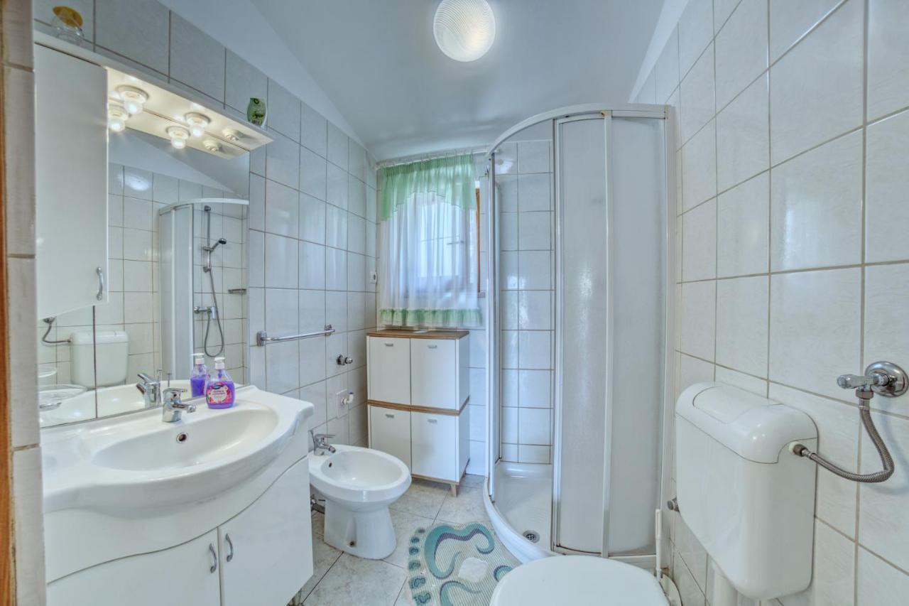 Apartmets Slavica 1644 Banjole Exteriér fotografie
