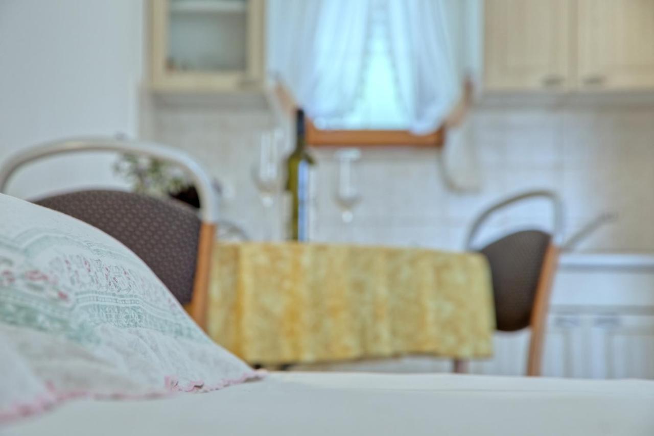 Apartmets Slavica 1644 Banjole Exteriér fotografie